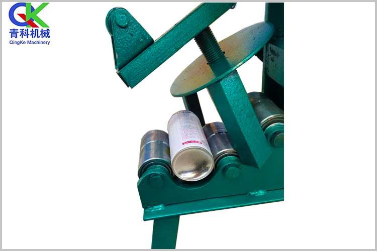 雙立柱切管機(jī)適用于大房屋建筑、船廠、汽車生產(chǎn)，工業(yè)管道設(shè)備、紙漿、造紙、化工、鍋爐、水泵站等